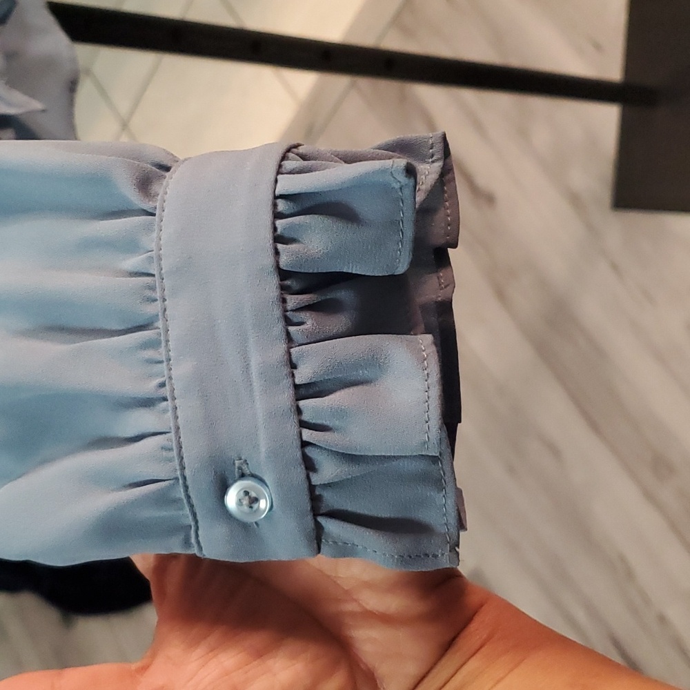 NWOT ENDLESS ROSE BLOUSE - Picture 5 of 6
